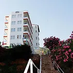 Hotel Hotel Royal 3*