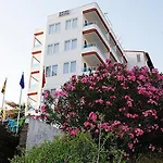 Hotel Royal Hotel 3*