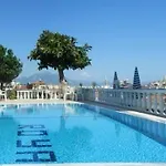 Hotel Royal 3*