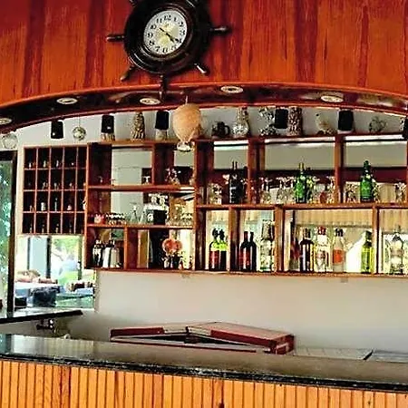 皇家酒店 3*
